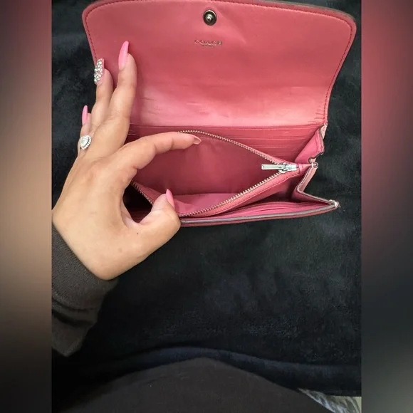 Coach Pink 2 toned Women's Bag - Picture 5 of 10